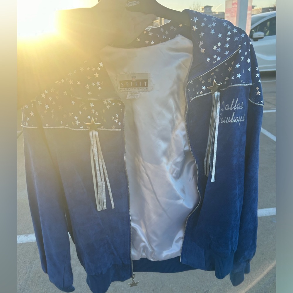 Pro line Vintage ladies jacket from 1991! Size large very rare!! Dallas cowboys